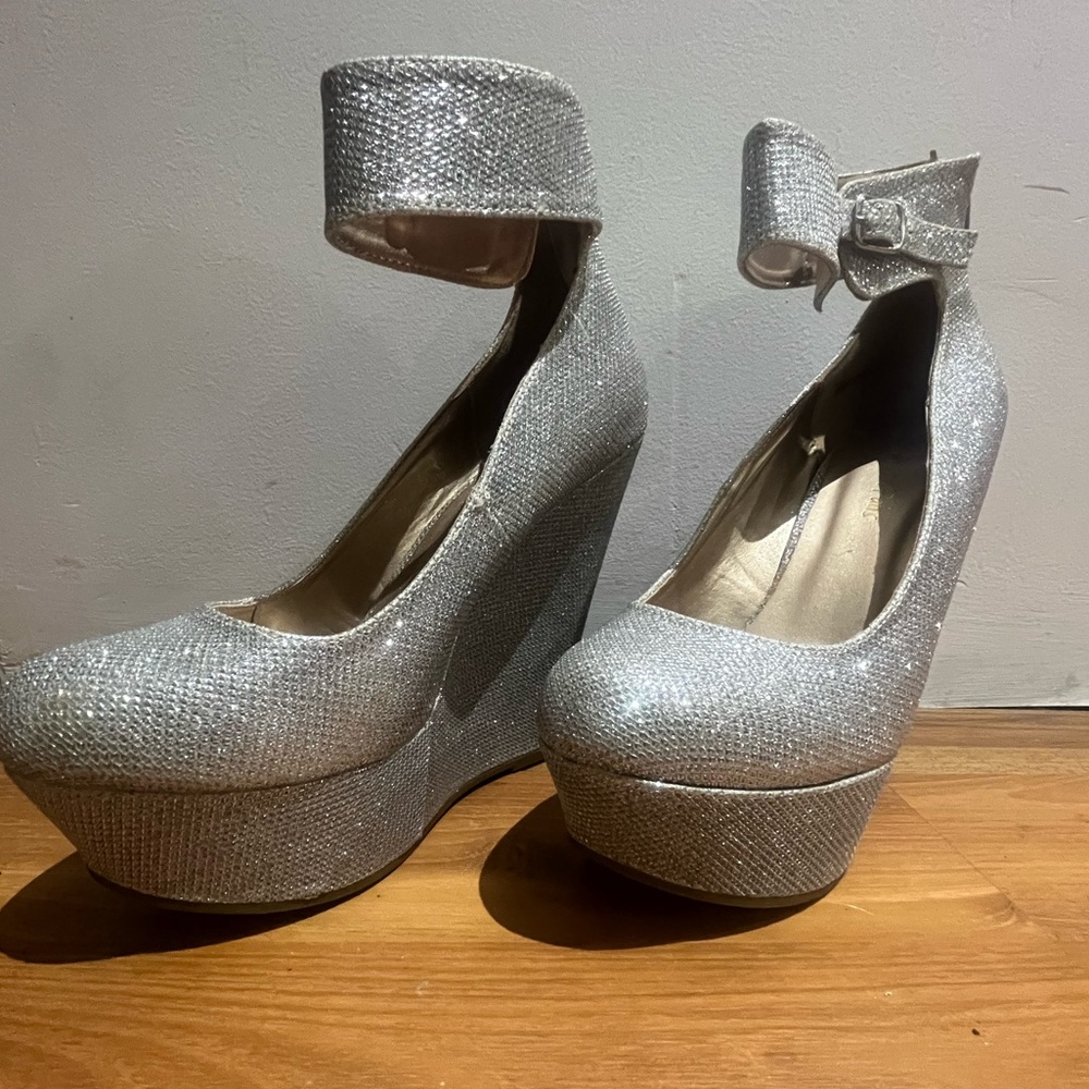 Dream pairs women’s sparkling silver platforms - Picture 9 of 12